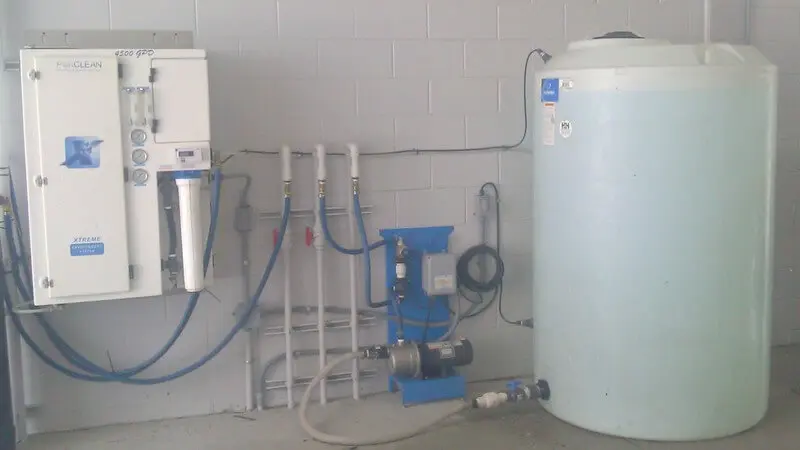 car wash photos Texas reverse osmosis auto dealer enclosure